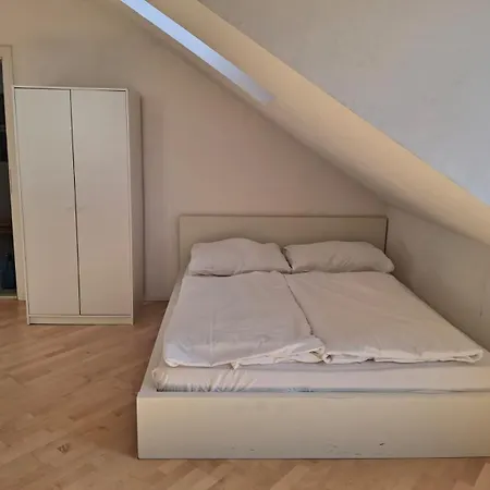 Whats-app Self-check-in - Leoben (Styria)