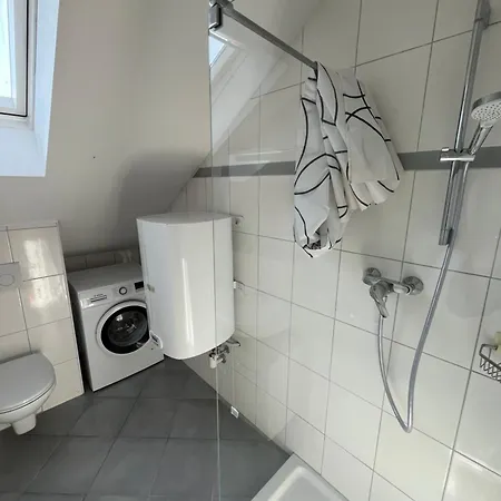 Apartment Whats-app Self-check-in -