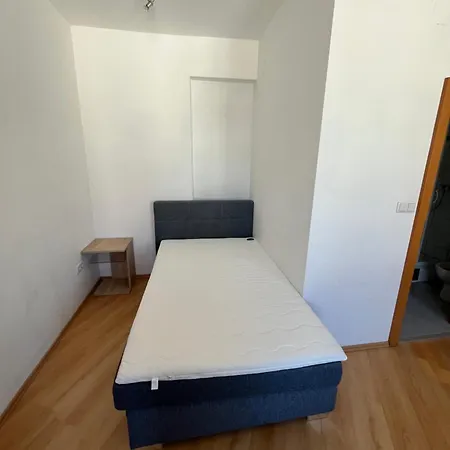 Whats-app Self-check-in - Leoben (Styria)