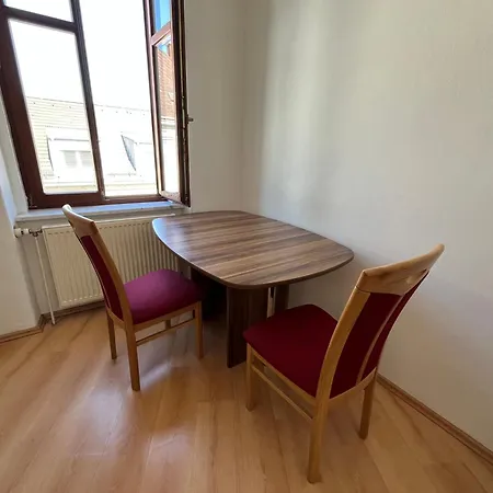 Apartment Whats-app Self-check-in -