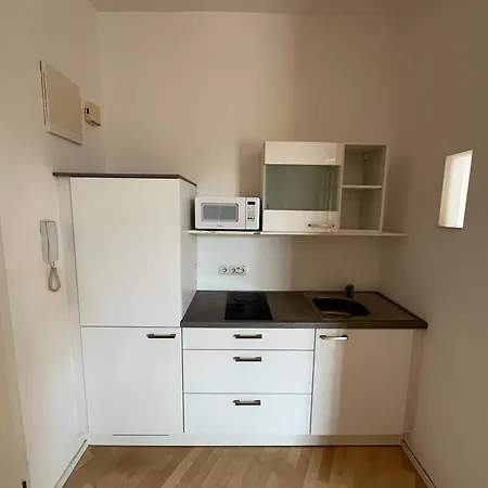 Whats-app Self-check-in - Apartment *