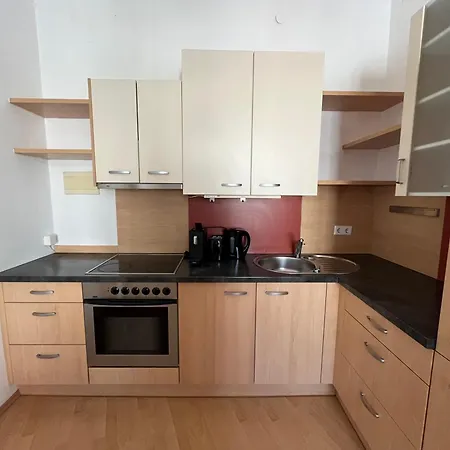 Apartment Whats-app Self-check-in - *