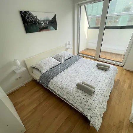 Whats-app Self-check-in - Apartment