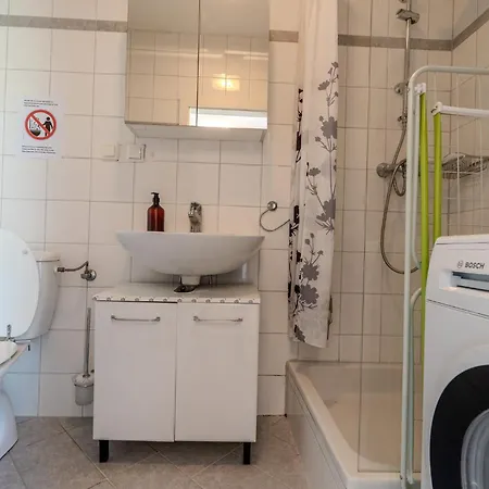 Apartment Whats-app Self-check-in -