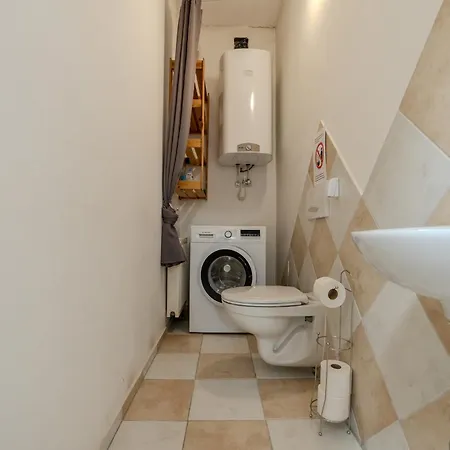 Whats-app Self-check-in - Apartment Leoben (Styria)