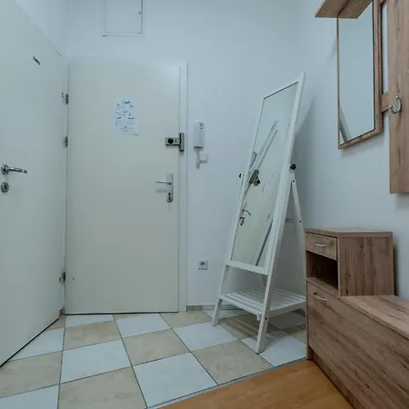 Apartment Whats-app Self-check-in -