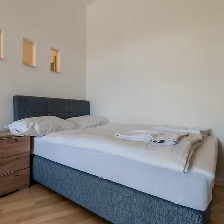 Apartment Whats-app Self-check-in -